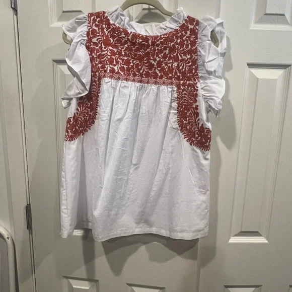 J Marie brand flutter sleeve embroidered blouse - Picture 9 of 9